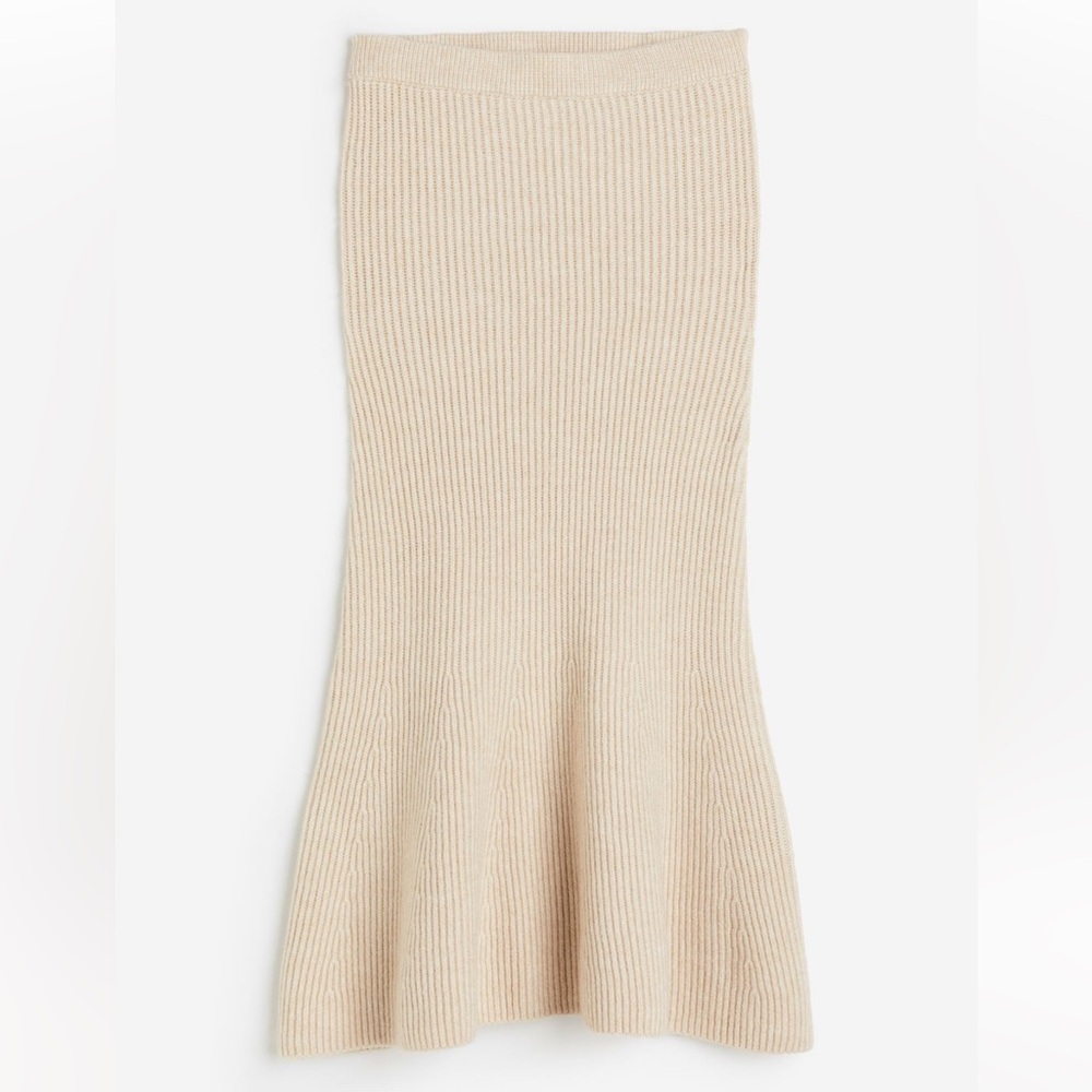 H&M Rib Knit Turtleneck Sweater and Mermaid Skirt Set in Light Beige Size XS